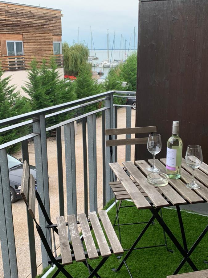 バラトンフレド Bilberry Apartmanアパートホテル エクステリア 写真
