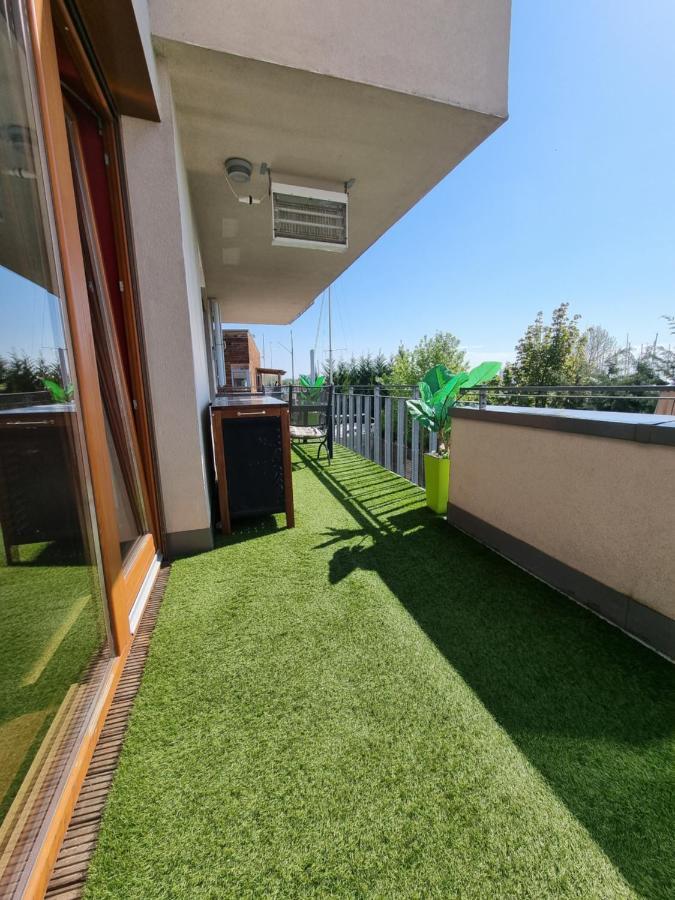 バラトンフレド Bilberry Apartmanアパートホテル エクステリア 写真