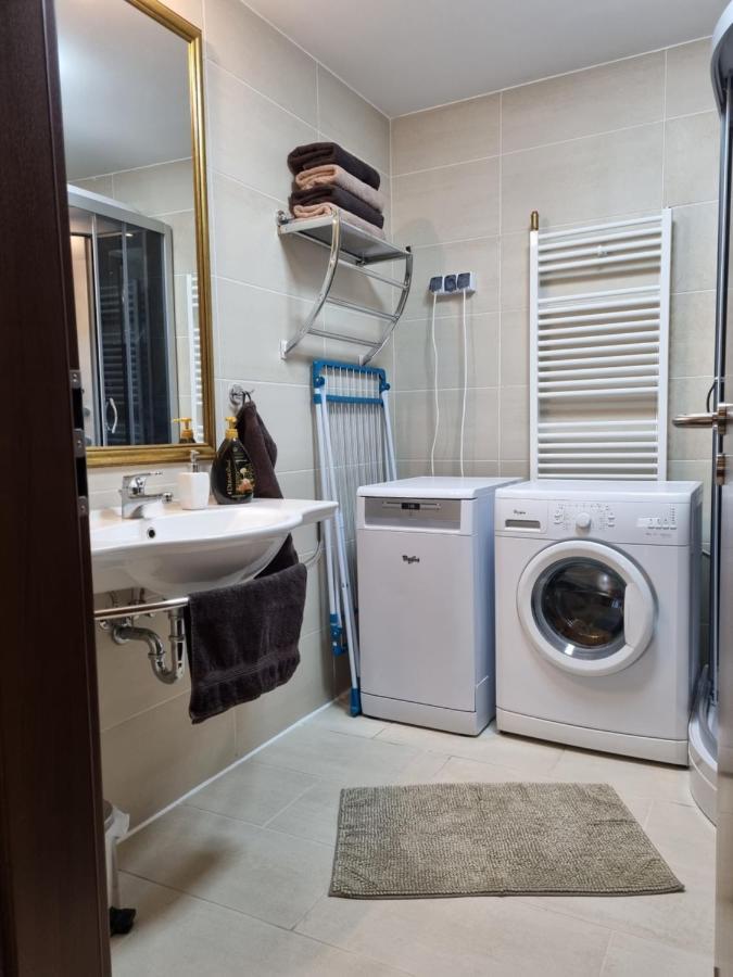 バラトンフレド Bilberry Apartmanアパートホテル エクステリア 写真
